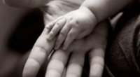 Облазить шкіра на пальцях рук у дитини: причини та допомога