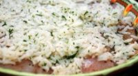 Риба з рисом в духовці – смачна страва для всієї родини