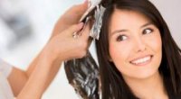 Чи можна фарбувати волосся під час місячних: чим небезпечна процедура в цей період?