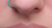 Кільце в носі: види пірсингу і особливості процедури проколювання